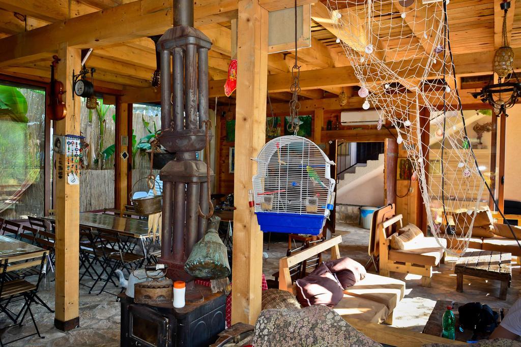 Hostel Anton ติวัต ภายนอก รูปภาพ